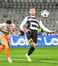 Liga 1 nu e de Mondial!    Golgheterul campionatului, trimis în tribună  la naționala sa înaintea barajului CM. Ce i se întâmplă!