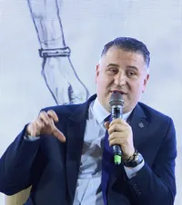 „Un proiect ticălos”  Fostul șef din FRF, scandalizat de votul din Senat: „Legea lui Stroe e anti-suporteri și   e scrisă de forțele de ordine.  Rușine!”