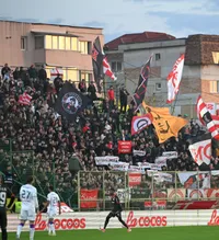 Ce le-au strigat fanii    VIDEO  Dinamoviștii au mers la galerie după meci și au fost întâmpinați cu   o singură cerință