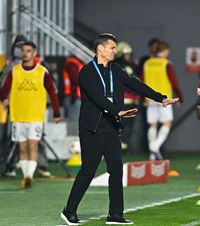 Titlul, tot mai greu de obținut   Costel Gâlcă, despre   ce are nevoie Rapidul  pentru a câștiga campionatul: „E important să faci asta”