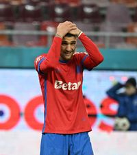 Bîrligea a ajuns pe masa de operație  Intervenție chirurgicală de   o oră și 40 de minute  suferită de atacantul de la FCSB