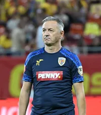 Părăsește FRF după 22 de ani    Cel mai longeviv  antrenor, dat afară de Gică Hagi! Ce schimbări mai face noul selecționer