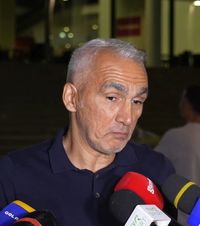 „Emoții pe care nu credeam că le pot avea”    VIDEO.  Adrian Iencsi, despre   Mircea Lucescu:  „Mi-a schimbat modul de a gândi” + Cum vede lupta la titlu