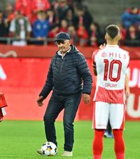 L-a impresionat pe Demollari  Cine este   jucătorul de la Dinamo lăudat  de legendarul fost jucător al „câinilor”: „Tânăr, talentat”