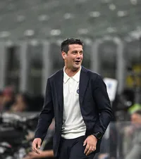 „Generația cu o mână”    VIDEO.    Chivu,  declarații virale despre jucătorii săi de la Inter: „Cum îi văd pe băieți?”