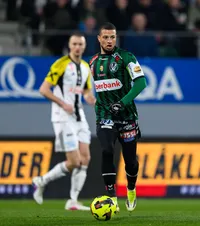 Dinamo a pus ochii pe un sud-african    Prima mutare a verii  pregătită de „câini”: au primit deja un răspuns