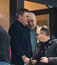 Gică Hagi face scouting    FOTO:  Selecționerul, în tribună la   Dinamo - Universitatea Craiova  + Mihai Rotaru, exasperat
