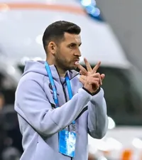 „Știm că patronul nu e de acord”    Noul antrenor al lui FCSB,  despre viitorul său la echipă, golul primit cu Petrolul și tinerii roș-albaștri