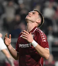 „Suntem cei mai slabi din play-off!”    Daniel Paraschiv  nu s-a cenzurat după eșecul cu Dinamo:   „Dezastruos, rușinos, n-avem lideri!”