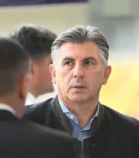 Ionuț Lupescu, șocat în direct  Dezvăluiri despre marea luptă pentru   șefia FRF:  „Am avut senzația că i se pare că va fi mângâiat”