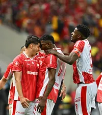 Rămân dacă Dinamo prinde Europa?  Nicolescu le dă speranțe fanilor în privința a doi jucători de bază:   „Supermare caracter!”