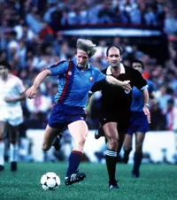 „La naiba! Nu ești pe teren?”  Povestea nebună a finalei din ‘86. Starul Barcelonei a fugit de la stadion.   A urmărit penaltyurile cu Steaua în taxi!