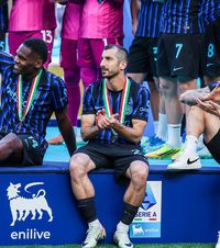 Viitorul lui depinde de Chivu   Henrikh Mkhitaryan   s-ar putea retrage  în această vară, dacă antrenorul român nu va mai conta pe el 