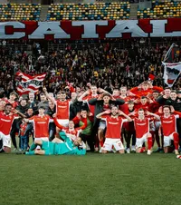 Au bătut palma  Dinamo s-a înțeles cu unul dintre cele mai   importante  brand-uri din România! Ce prevede contractul