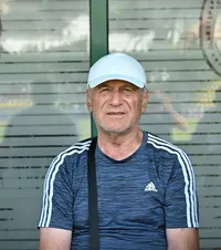 Liță Dumitru, șocat de ratarea lui Pesic  Fostul internațional l-a criticat dur pe croat, într-o reacție pentru   GOLAZO.ro:    „Să predea echipamentul!”