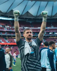 Spania, la picioarele lui Radu  Portarul român, pus de La Liga lângă   Mbappe și Lamine Yamal 