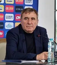 Lovitură grea pentru Hagi  Doi titulari   s-au „rupt”   și ratează meciurile cu Georgia și Țara Galilor