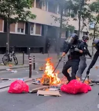 Haos la Paris, în timpul finalei Champions League    FOTO:  Forțele de ordine, nevoite să intervină!    Arestări după actele de vandalism   din timpul meciului PSG - Arsenal