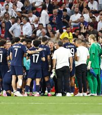 Luis Enrique, uluit de jucătorii săi  Cum   l-au cucerit  fotbaliștii lui PSG pe antrenor: „Uneori trebuie să-i opresc”