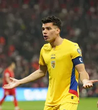 Reacția ciudată a lui Ianis Hagi   Căpitanul României   a gesticulat nedumerit   înainte ca Louis Munteanu să egaleze în Georgia » Ce l-a nemulțumit