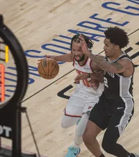 Au stricat petrecerea din New York  Meciul 3 din finala NBA a fost   un thriller total.  Donald Trump a fost în tribune