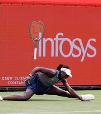 Serena Williams, cât ghinion!    FOTO.  Revenirea americancei,   stricată de o accidentare.  Strigătul de durere al partenerei