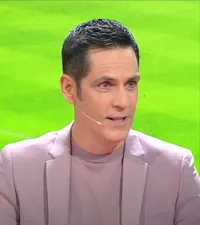 „Ce caută Ștefan Bănică la Mondial?!”  Critici unanime după prezența artistului în studioul inaugural al Antenei 1,   alături de Generația de Aur