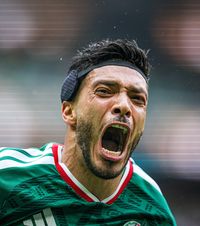 „S-a stins lumina”  Eroul Mexicului   a fost aproape de moarte  pe teren. Drama cumplită a lui Raul Jimenez » Gol și lacrimi la Mondial