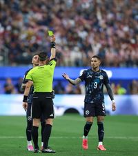 O NOUĂ PREMIERĂ LA CM 2026     FOTO:  Noua regulă FIFA a fost aplicată la duelul   SUA - Paraguay  » Jucătorii și fanii, derutați
