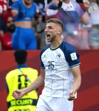 Anunț important despre Lukic  Președintele lui U Cluj, după golul bosniacului la Mondial: „A fost extrem de deschis la negocieri și   a semnat”