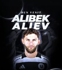 Transfer de la rivală   U Cluj l-a prezentat pe atacantul   plecat cu scandal de la CFR