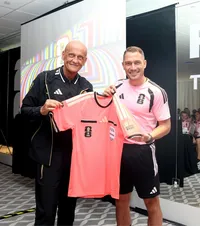 Istvan Kovacs, moment istoric la CM 2026    VIDEO.  Arbitrul român, premiat de Collina: „Merită ceva special”.   Meciul 1000 la Mondial!
