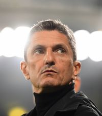 Răzvan a fost săpat din interior    GOLAZO.ro  a aflat   de ce a plecat Lucescu  de la PAOK! Ce i-a reproșat lui Savvidis