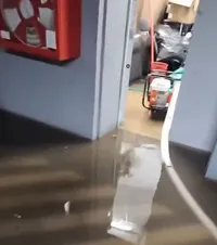 Stadionul de 37 mil. de euro, inundat!    VIDEO.  Atac dur la adresa Primăriei București, după   „furtuna secolului”:  „E jale ce e aici”