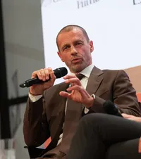 Ceferin, aplaudat de cehi  Federația de la Praga a salutat decizia UEFA care   a schimbat traseul echipelor în Europa