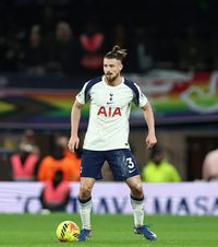 Drăgușin pleacă de la Tottenham!  Urmează vizita medicală pentru fundașul român!   Detaliile transferului