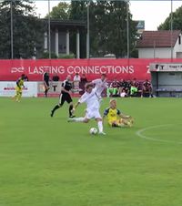 Gol de la peste 60 de metri!    FOTO.  Cătălin Vulturar   a marcat un eurogol  în amicalul cu Kosice. Rapidul a fost egalat la ultima fază