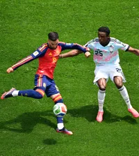 A fost sau  n-a fost penalty?  Un fost mare arbitru a analizat una dintre   fazele controversate  din meciul Spania - Belgia. Verdictul dat