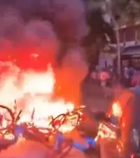 Incidente după Franța - Spania     VIDEO.   Poliția a arestat peste   160 de persoane  la Paris și Lyon