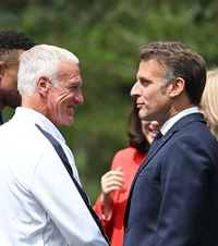 „Generația Deschamps”  Emmanuel Macron, mesaj de mulțumire pentru   selecționerul Franței:  „Victorii legendare, emoții intense”