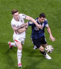Cum îl oprești pe Messi? Marea dezbatere    Principala discuție înaintea finalei.  Ce spun spaniolii. Concluzia lui Iniesta
