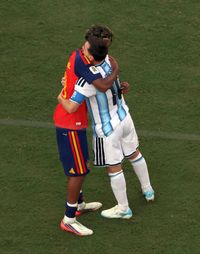 Messi, idolul Spaniei    FOTO și VIDEO:  Cele mai frumoase imagini ale finalei CM 2026.   Internaționalii iberici au mers să-l consoleze pe căpitanul Argentinei