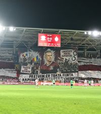 Așteptare mai lungă decât la Mondial  Ce   întârziere  a avut Rapid - Sepsi din cauza show-ului pregătit de fani + Nici repriza secundă nu a început la timp