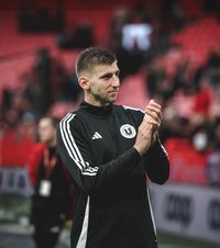 Cât vrea U Cluj pe Jovo Lukic  Ardelenii sunt dispuși să negocieze cu FCSB dar Becali e  șocat de suma cerută:  „Exclus! Eu nu sunt prost”