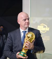 FIFA, mesaj furios  Acuză că există  o conspirație împotriva lui Infantino,  după ce s-a scris că elvețianul și-ar fi promovat presupusa amantă