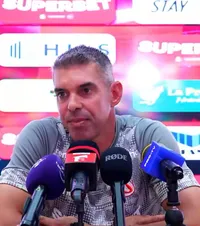 L-a șters din memorie   VIDEO.   Nuno Campos,  blocat la conferința lui Dinamo, când a venit vorba de Pușcaș: „Scuze, am uitat...”