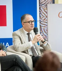 Tensiuni la ANS?  Ce spune șeful Agenției despre  refuzurile de a semna, despre demisii și contractul de reparații  de la sediul instituției