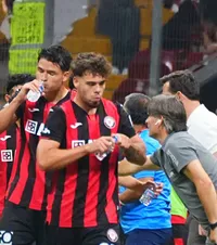 3 staruri blocate de Borza   Ce a reușit fundașul stânga  la debutul în campionatul Turciei împotriva campioanei Galatasaray