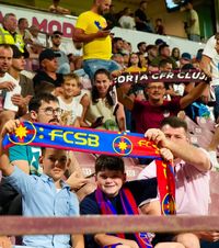 Gruia roș-albastră   Mulți clujeni fani FCSB pe stadion  la meciul lui CFR. Și un mic incident între localnici legat de echipa preferată