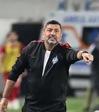 „Demisia? N-am auzit”   VIDEO.  Baciu a evitat să vorbească despre  reacția suporterilor  + l-a contrazis pe Becali